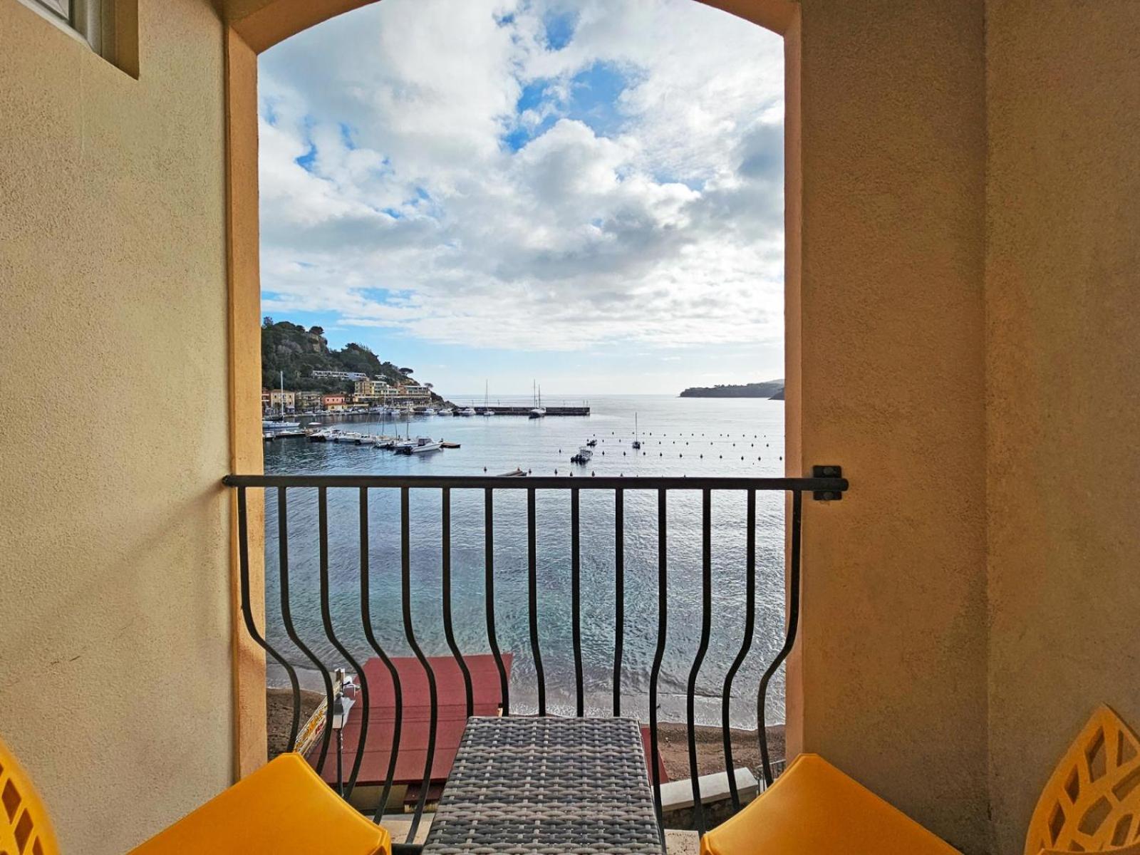 Hotel L'Approdo Porto Azzurro Exterior photo